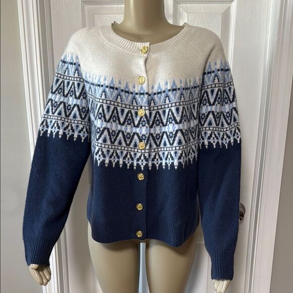 Bloomingdale's navy and white Fair Isle cardigan. - Picture 1 of 6